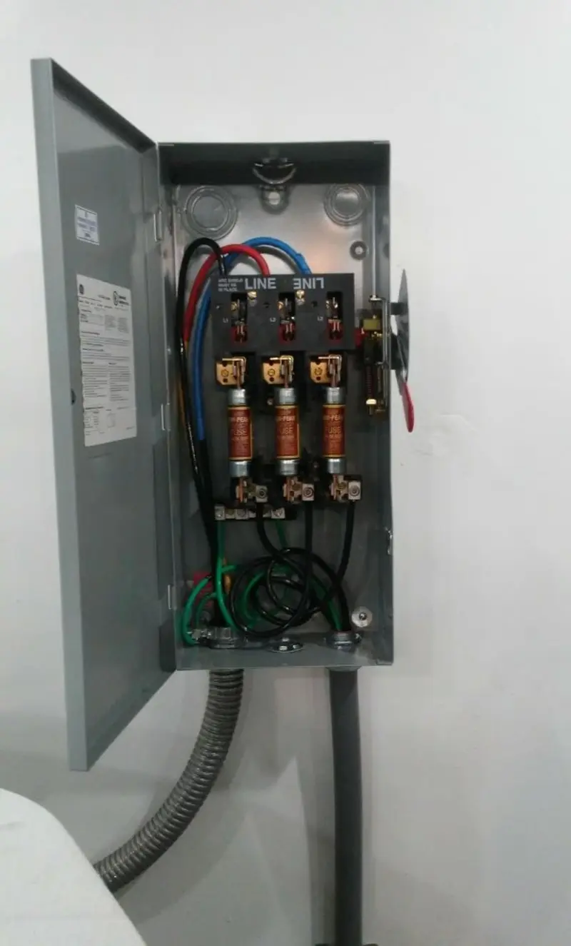 Three-phase disconnect switch installed for Electrical Wiring & Rewiring in Edmonds