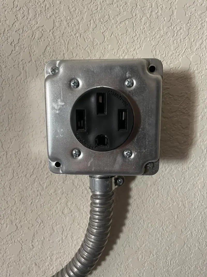 NEMA 14-50 outlet installed for Electrical Panel Upgrade in Edmonds